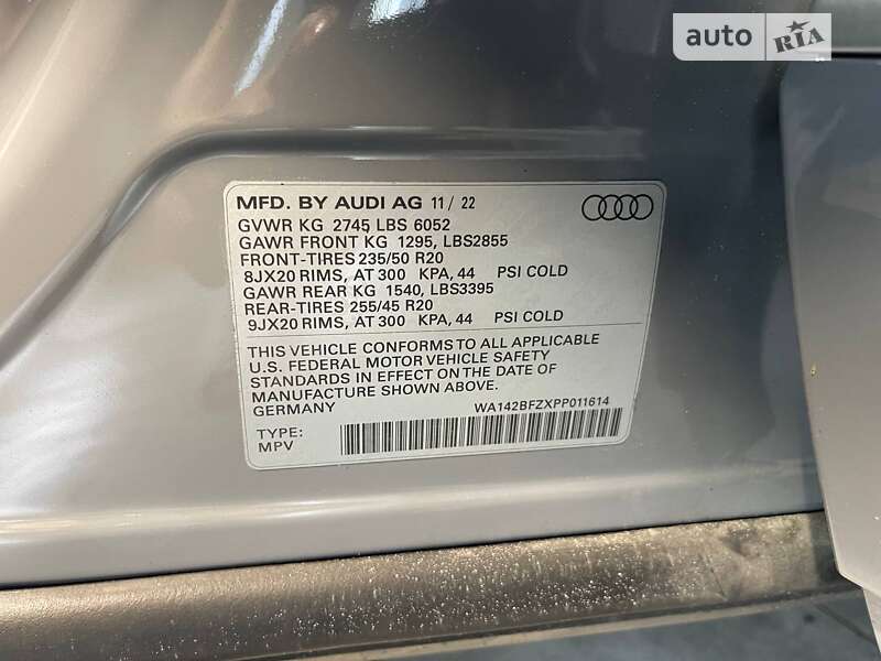 Позашляховик / Кросовер Audi Q4 e-tron 2022 в Києві
