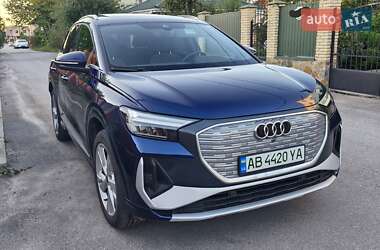 Внедорожник / Кроссовер Audi Q4 e-tron 2023 в 