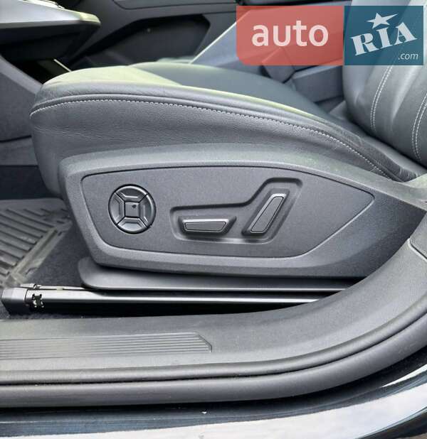 Внедорожник / Кроссовер Audi Q4 e-tron 2022 в Запорожье