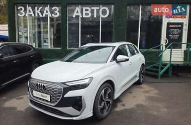 Позашляховик / Кросовер Audi Q4 e-tron 2024 в Києві