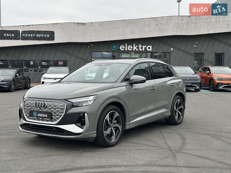 Позашляховик / Кросовер Audi Q4 e-tron 2023 в Львові