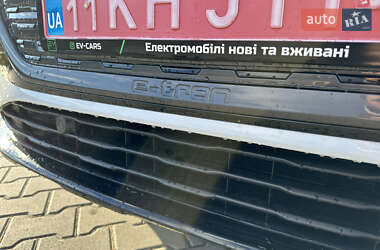 Внедорожник / Кроссовер Audi Q4 e-tron 2025 в 