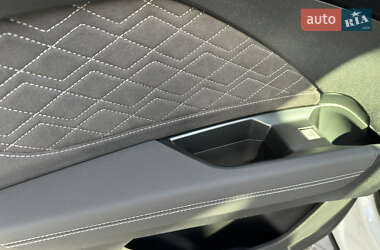 Внедорожник / Кроссовер Audi Q4 e-tron 2025 в 