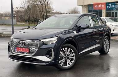 Внедорожник / Кроссовер Audi Q4 e-tron 2023 в Днепре