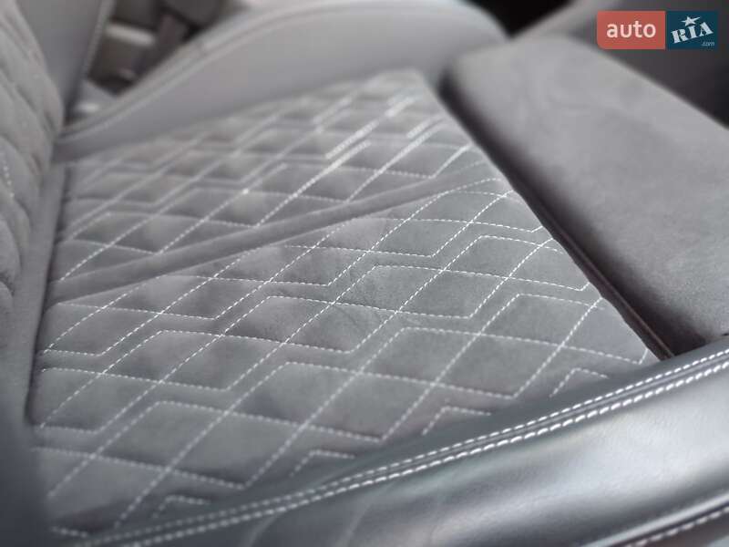Внедорожник / Кроссовер Audi Q4 e-tron 2023 в Киеве