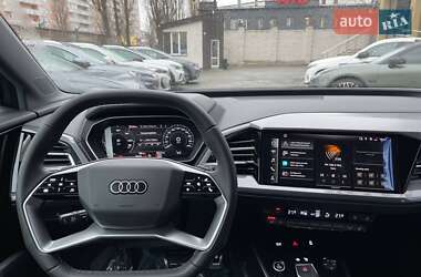 Внедорожник / Кроссовер Audi Q4 e-tron 2024 в Киеве