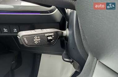 Внедорожник / Кроссовер Audi Q4 e-tron 2023 в 