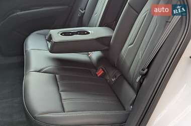 Внедорожник / Кроссовер Audi Q4 e-tron 2025 в 