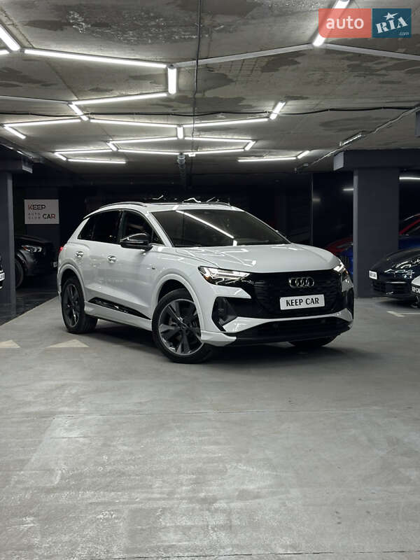 Audi Q4 e-tron 2023
