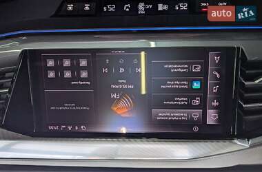 Внедорожник / Кроссовер Audi Q4 e-tron 2023 в 