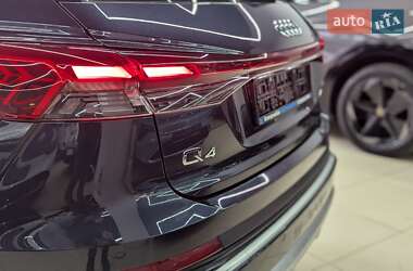 Внедорожник / Кроссовер Audi Q4 e-tron 2023 в 