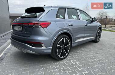Позашляховик / Кросовер Audi Q4 e-tron 2024 в 
