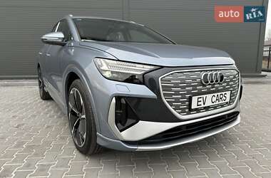 Позашляховик / Кросовер Audi Q4 e-tron 2024 в 