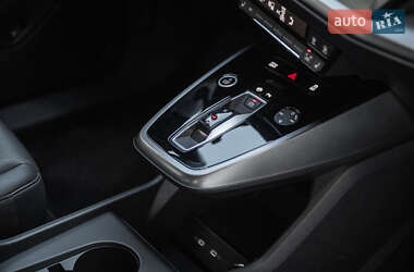 Внедорожник / Кроссовер Audi Q4 e-tron 2021 в 