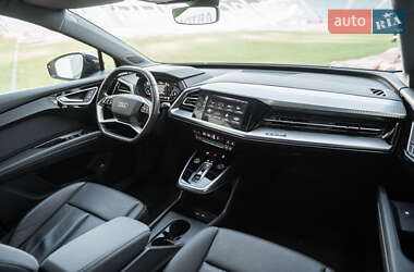 Внедорожник / Кроссовер Audi Q4 e-tron 2021 в 