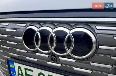 Внедорожник / Кроссовер Audi Q4 e-tron 2023 в 