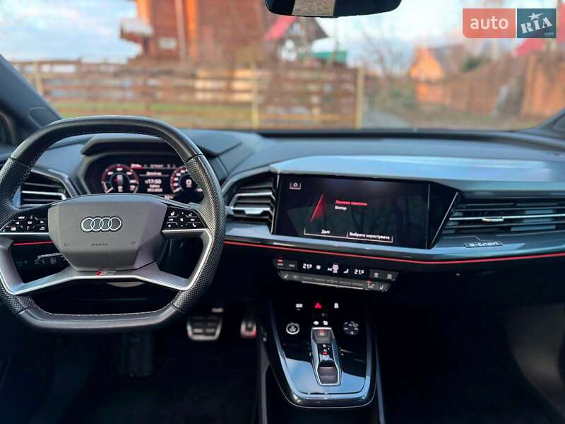 Внедорожник / Кроссовер Audi Q4 e-tron 2022 в Киеве