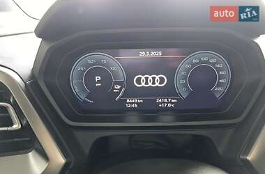 Позашляховик / Кросовер Audi Q4 e-tron 2023 в 