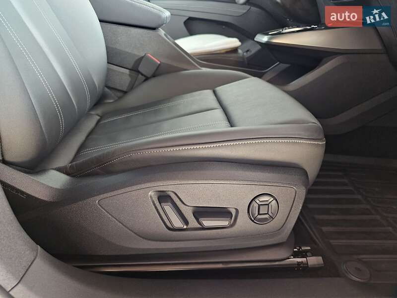 Позашляховик / Кросовер Audi Q4 e-tron 2023 в Харкові