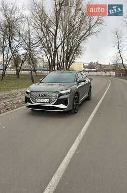 Внедорожник / Кроссовер Audi Q4 e-tron 2023 в Киеве