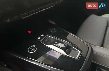 Внедорожник / Кроссовер Audi Q4 e-tron 2023 в 