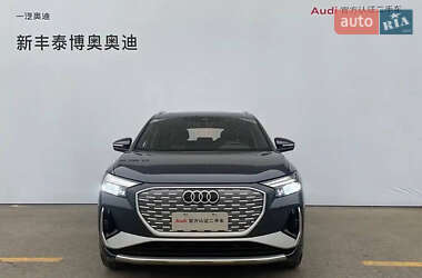 Внедорожник / Кроссовер Audi Q4 e-tron 2023 в 
