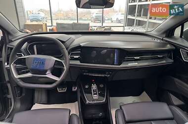 Внедорожник / Кроссовер Audi Q4 e-tron 2025 в 