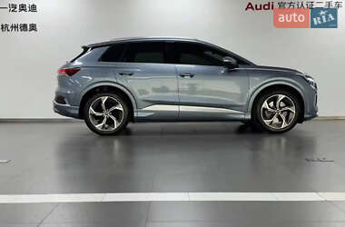 Внедорожник / Кроссовер Audi Q4 e-tron 2023 в 