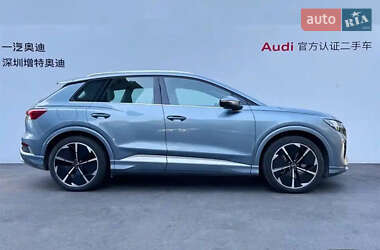 Внедорожник / Кроссовер Audi Q4 e-tron 2023 в 