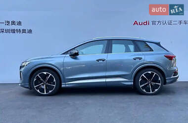 Внедорожник / Кроссовер Audi Q4 e-tron 2023 в 