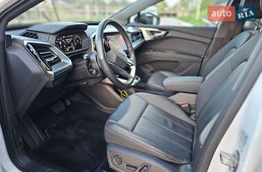 Внедорожник / Кроссовер Audi Q4 e-tron 2023 в 