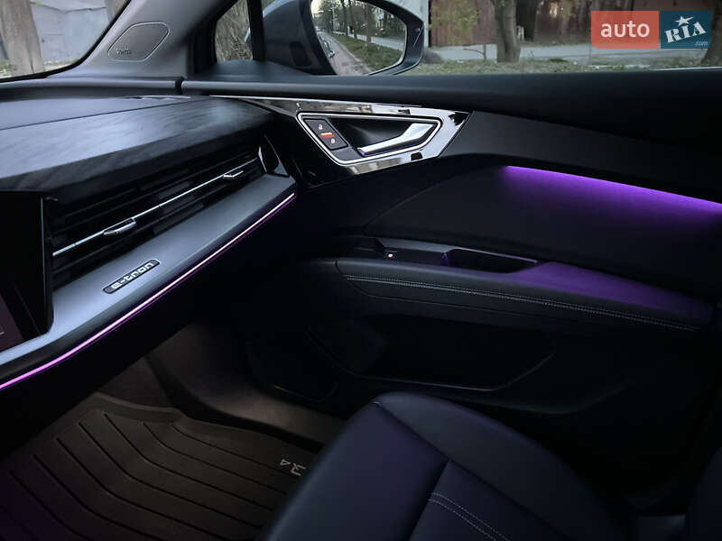 Внедорожник / Кроссовер Audi Q4 e-tron 2023 в Белой Церкви
