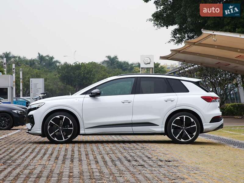 Внедорожник / Кроссовер Audi Q4 e-tron 2025 в Киеве