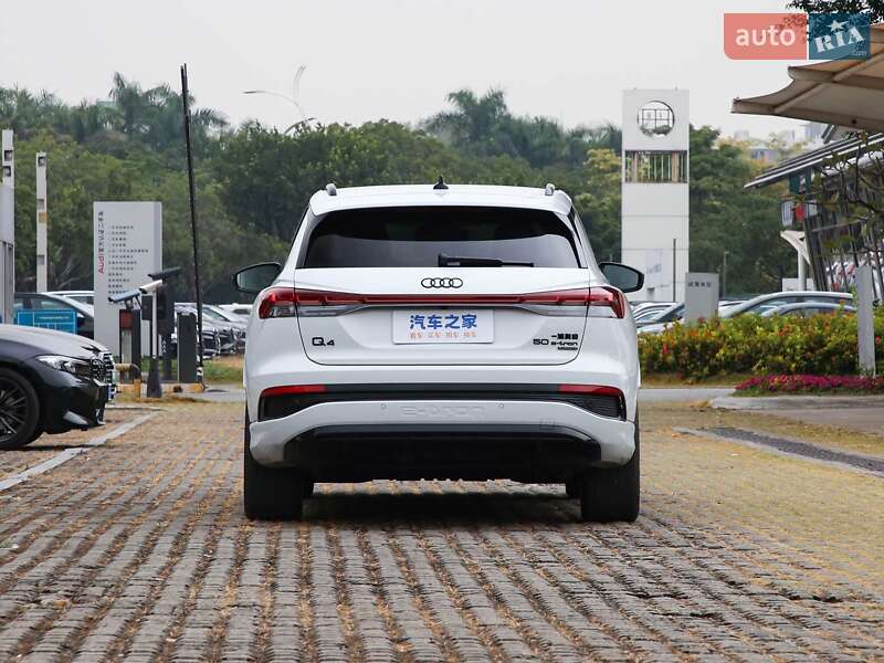 Внедорожник / Кроссовер Audi Q4 e-tron 2025 в Киеве