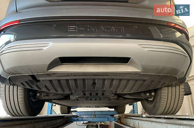 Внедорожник / Кроссовер Audi Q4 e-tron 2021 в 