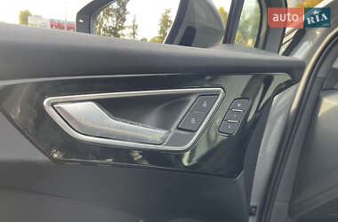 Внедорожник / Кроссовер Audi Q4 e-tron 2025 в 