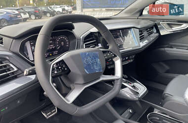 Внедорожник / Кроссовер Audi Q4 e-tron 2025 в 