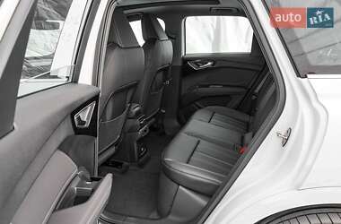 Внедорожник / Кроссовер Audi Q4 e-tron 2025 в 