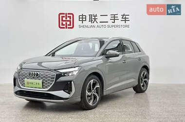 Внедорожник / Кроссовер Audi Q4 e-tron 2023 в Киеве