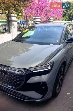 Позашляховик / Кросовер Audi Q4 e-tron 2025 в Києві