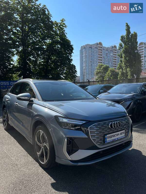 Позашляховик / Кросовер Audi Q4 e-tron 2025 в Києві