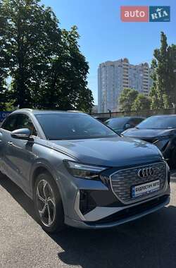 Внедорожник / Кроссовер Audi Q4 e-tron 2025 в 