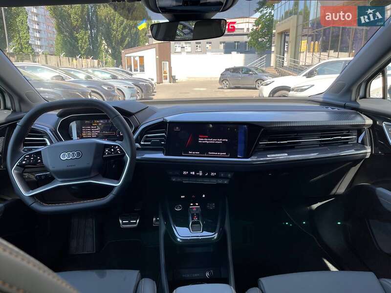 Позашляховик / Кросовер Audi Q4 e-tron 2025 в Києві