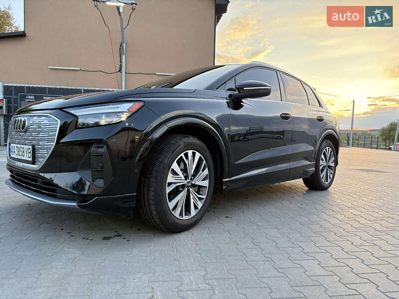 Позашляховик / Кросовер Audi Q4 e-tron 2022 в Ірпені