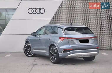 Внедорожник / Кроссовер Audi Q4 e-tron 2023 в 