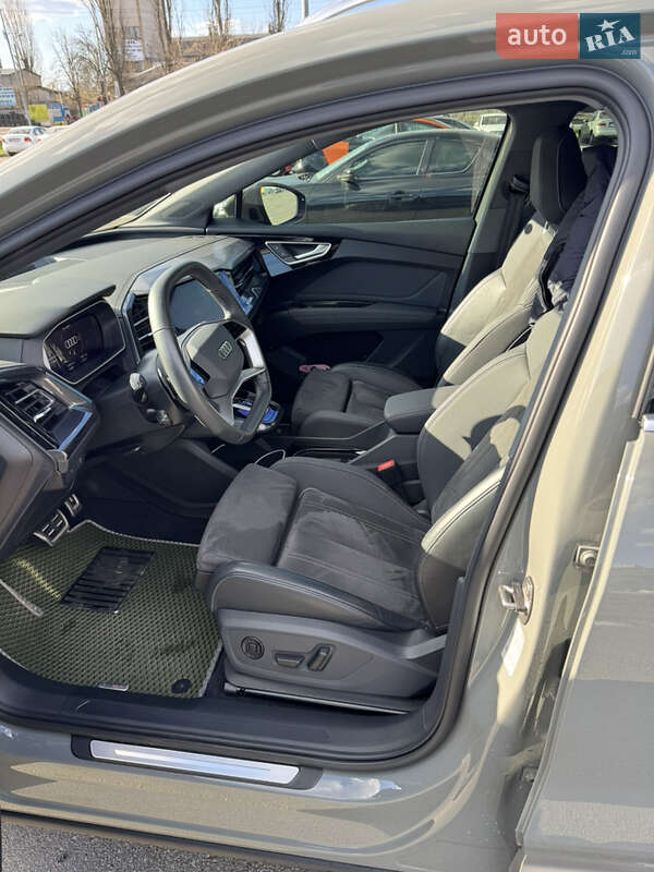 Внедорожник / Кроссовер Audi Q4 e-tron 2023 в Киеве фото 12 Внедорожник / Кроссовер Audi Q4 e-tron 2023 в Киеве