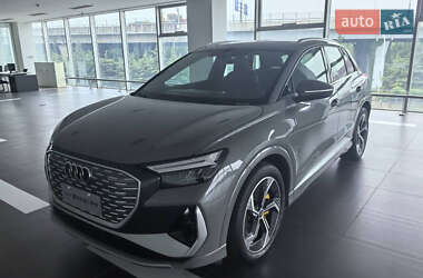 Позашляховик / Кросовер Audi Q4 e-tron 2023 в Києві