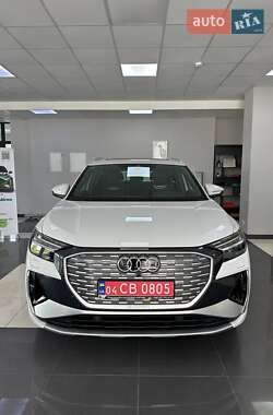 Внедорожник / Кроссовер Audi Q4 e-tron 2023 в 