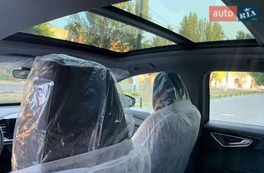 Внедорожник / Кроссовер Audi Q4 e-tron 2025 в 