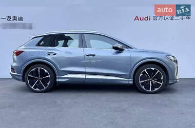 Внедорожник / Кроссовер Audi Q4 e-tron 2023 в 